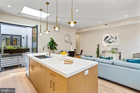 1402 12th St NW #10, Washington, DC 20005 photo 11
