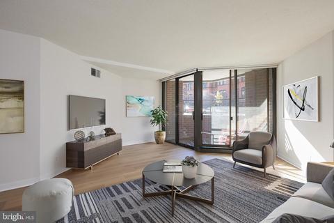 1099 22nd St NW #106, Washington, DC 20037