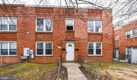 5313 Astor Pl SE, Washington, DC 20019