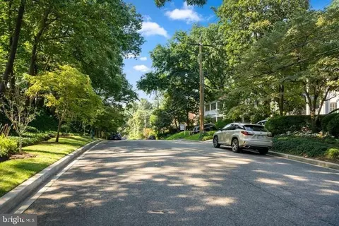 2258 48th St NW, Washington, DC 20007 photo 3