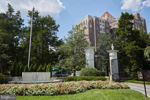 3900 Cathedral Ave NW #502-A, Washington, DC 20016