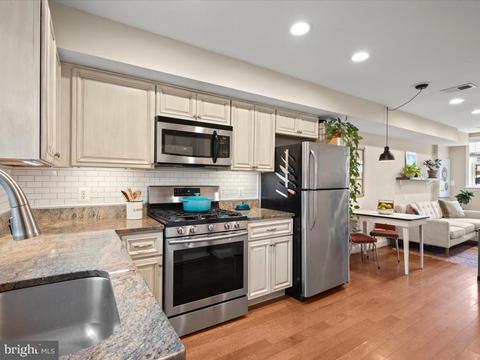 1536 Levis St NE, Washington, DC 20002 photo 7