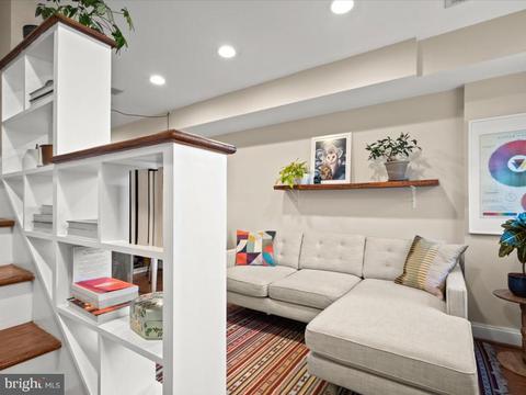 1536 Levis St NE, Washington, DC 20002 photo 3
