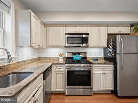1536 Levis St NE, Washington, DC 20002 photo 8