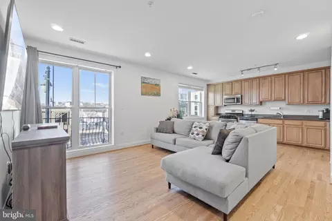 1629 L St NE #205, Washington, DC 20002