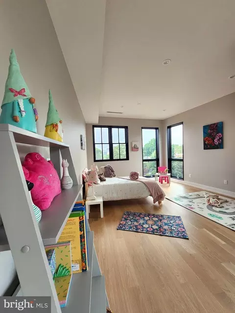 409 New Jersey Ave SE, Washington, DC 20003 photo 29