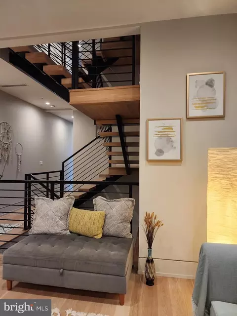 409 New Jersey Ave SE, Washington, DC 20003 photo 8