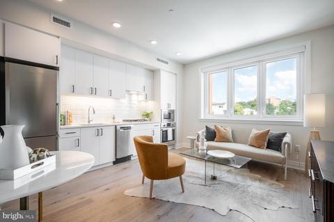 923 V St NW #302, Washington, DC 20001