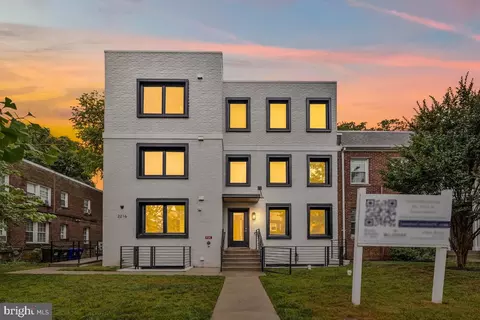 2216 40th Pl NW # 4, Washington, DC 20007 photo 17
