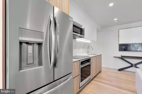 2216 40th Pl NW # 4, Washington, DC 20007 photo 10