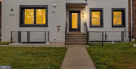 2216 40th Pl NW # 4, Washington, DC 20007