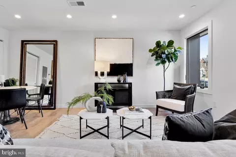 2216 40th Pl NW # 4, Washington, DC 20007 photo 4