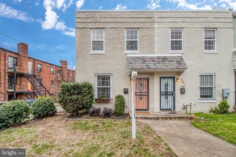 750 18th St NE, Washington, DC 20002 photo 1