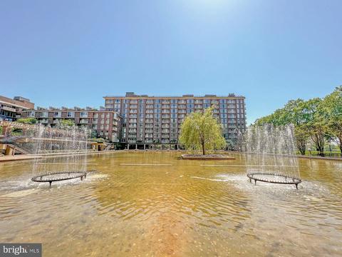 540 N Street St SW #S-503, Washington, DC 20024