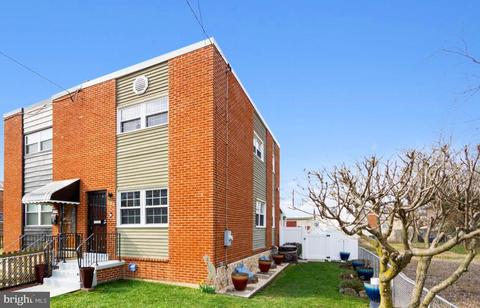 1120 47th Pl NE, Washington, DC 20019
