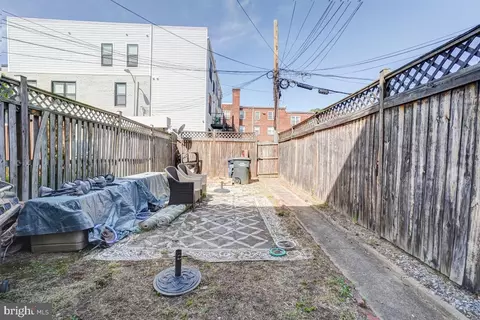 206 17th St NE, Washington, DC 20002 photo 3