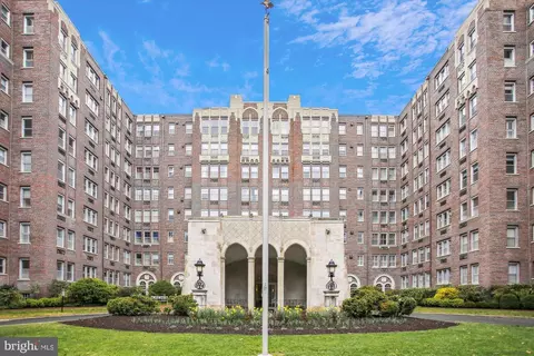4000 Cathedral Ave NW #231B, Washington, DC 20016