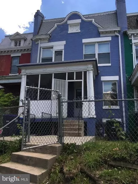 72 Rhode Island Ave NE, Washington, DC 20002 photo 4
