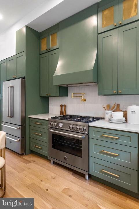 418 M St NW #3, Washington, DC 20001