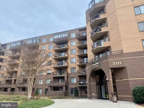 2111 Wisconsin Ave NW #106, Washington, DC 20007