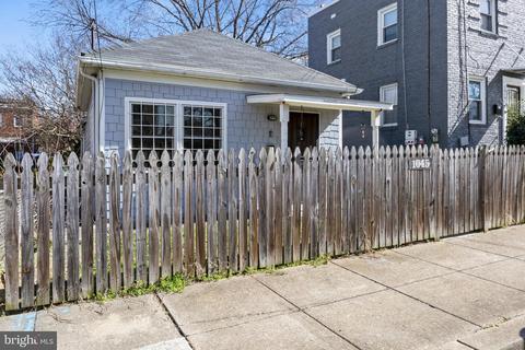 1045 47th St NE, Washington, DC 20019