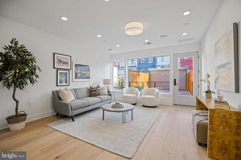 642 L St NE #1, Washington, DC 20002 photo 1