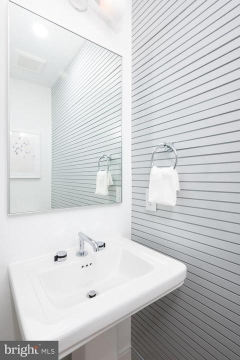 642 L St NE #1, Washington, DC 20002 photo 10