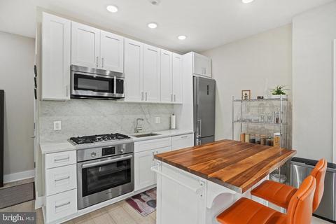 1009 17th St NE #B1, Washington, DC 20002 photo 1
