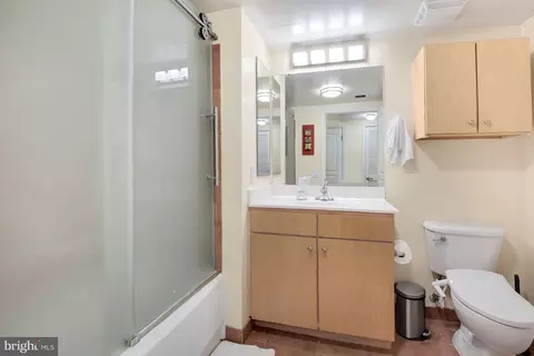616 E Street NW #907, Washington, DC 20004 photo 12