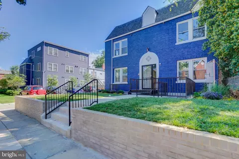 310 Delafield Pl NW #4, Washington, DC 20011