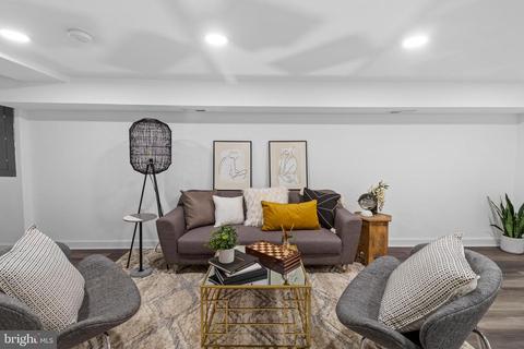 3318 Ames St NE, Washington, DC 20019