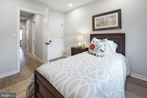 827 6th St NE, Washington, DC 20002 photo 20