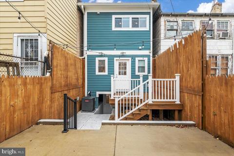 5003 7th Pl NW, Washington, DC 20011