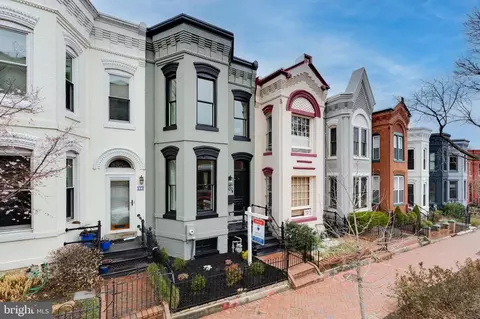 522 4th St NE, Washington, DC 20002