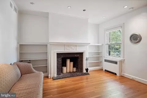 1545 44th St NW, Washington, DC 20007 photo 2