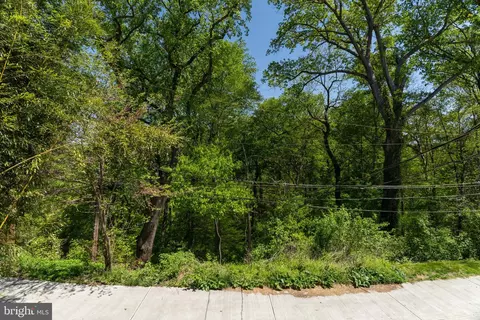 1545 44th St NW, Washington, DC 20007 photo 7