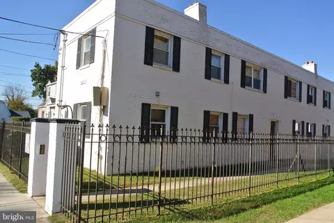 4610 Kane Pl NE #101, Washington, DC 20019