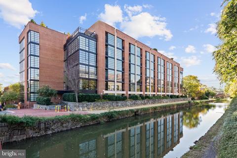3303 Water St NW #8H, Washington, DC 20007