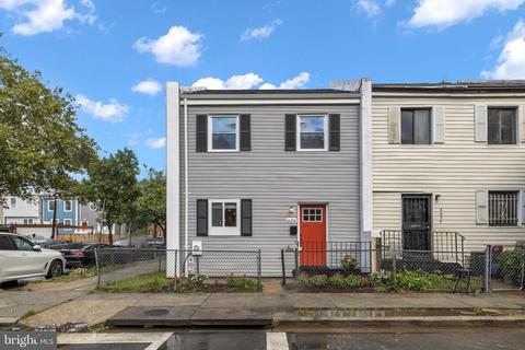 1659 11th Pl NE, Washington, DC 20002 photo 2