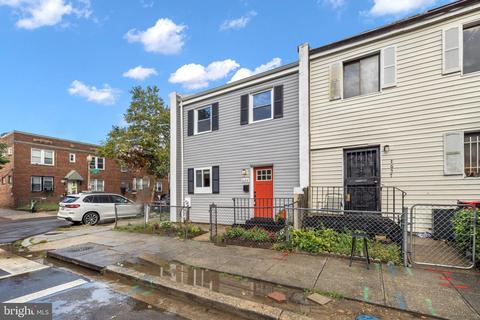 1659 11th Pl NE, Washington, DC 20002 photo 3