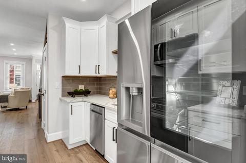 532 10th St SE, Washington, DC 20003 photo 32