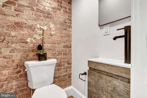 532 10th St SE, Washington, DC 20003 photo 22