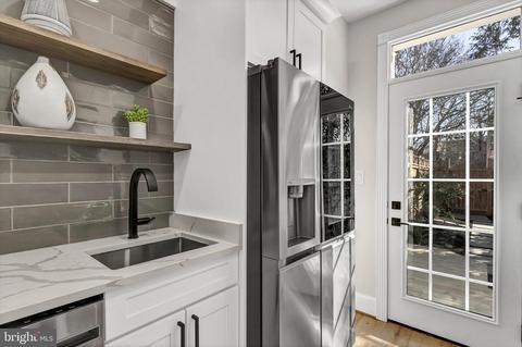 532 10th St SE, Washington, DC 20003 photo 26