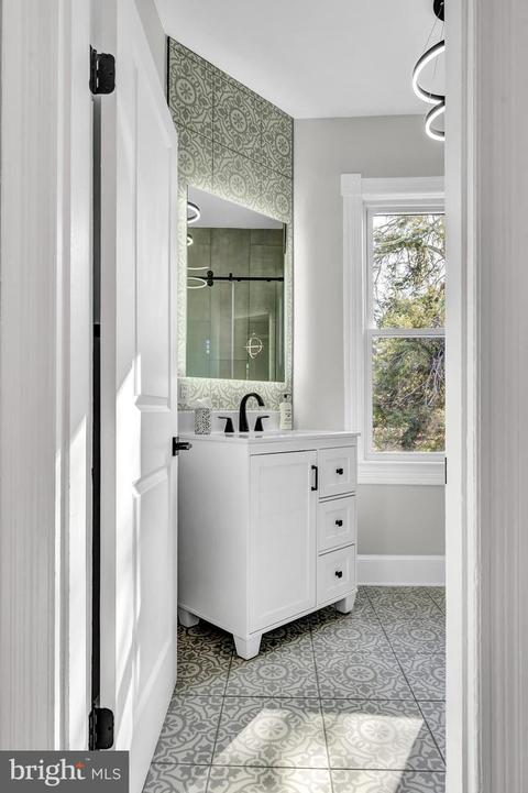 532 10th St SE, Washington, DC 20003 photo 40