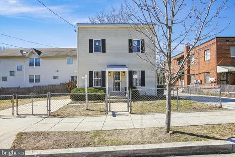 306 60th St NE, Washington, DC 20019