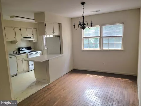 4228 River Rd NW, Washington, DC 20016 photo 13