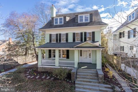 3432 Lowell St NW, Washington, DC 20016
