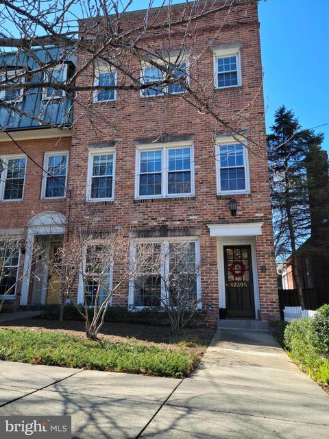4230 12 River Rd NW, Washington, DC 20016