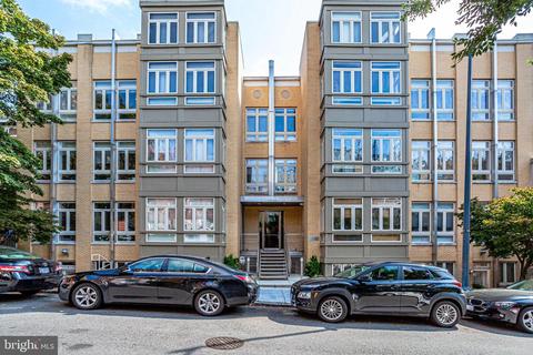 2363 Champlain St NW #3, Washington, DC 20009