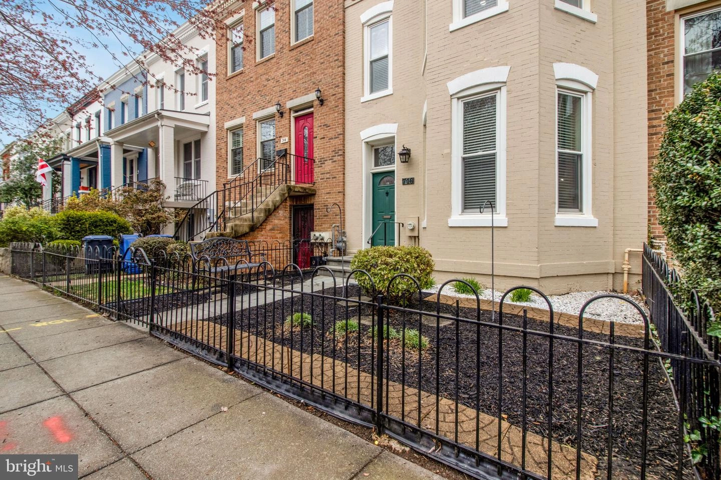746 13th St SE, Washington, DC 20003 photo 6